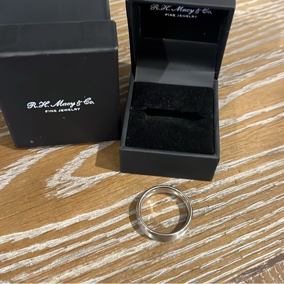 NWT Men's Size 12.5 TRITON Steel Wedding Band - Picture 9 of 9